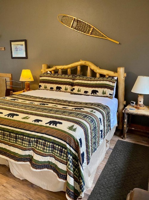 Mountain Shadows Resort - image 37