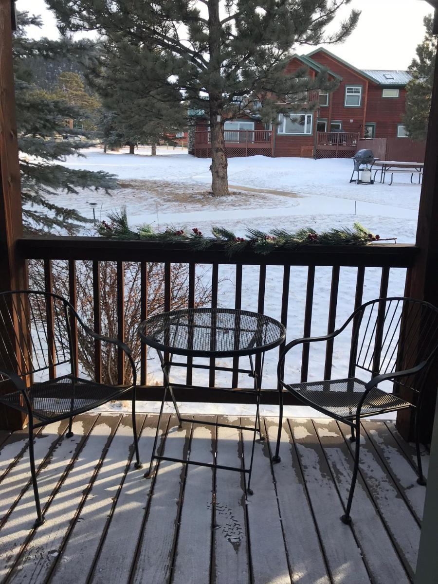 Mountain Shadows Resort - image 7