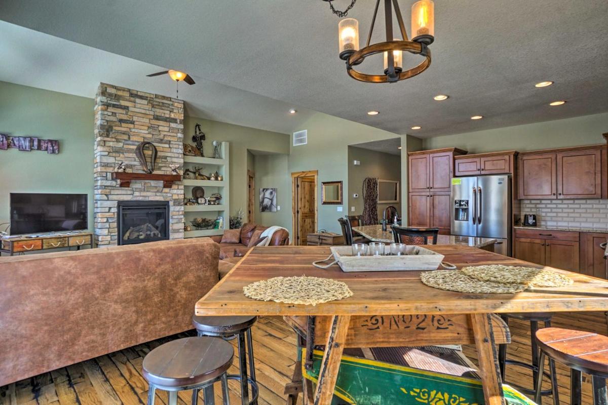 Estes Park House with Mtn Views - STR License #3154 - image 6