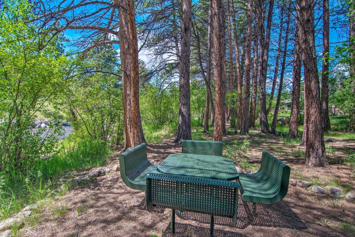 Spacious Estes Park Home on Big Thompson River! - image 6