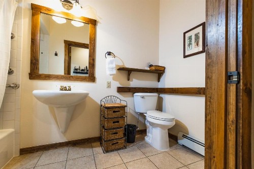 Taharaa Mountain Lodge - image 7