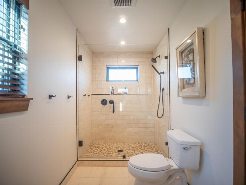 New Log Cabin! Steps to Lake Estes Indoor/Outdoor Fireplace Private Jacuzzi! - image 3