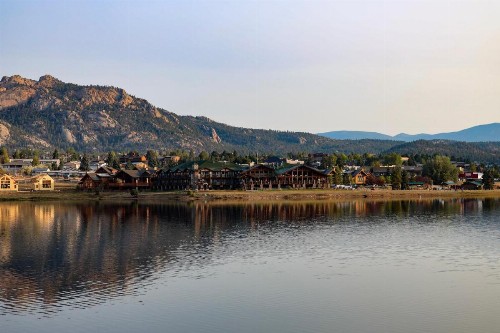New Log Cabin! Steps to Lake Estes Indoor/Outdoor Fireplace Private Jacuzzi! - image 48