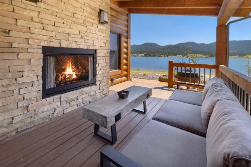 Lake Ridge Escape Surrounded by the Lake and Mountains Indoor and Outdoor Fireplace Private Jacuzzi - image 20