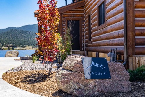 Lake Ridge Escape Surrounded by the Lake and Mountains Indoor and Outdoor Fireplace Private Jacuzzi - image 5