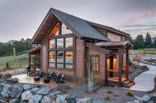 Lake Estes Oasis Located right on the lake Indoor and Outdoor Fireplace and Private Jacuzzi - image 6
