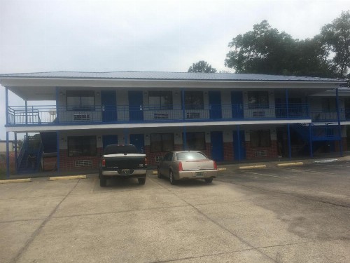 Classic Inn - image 2
