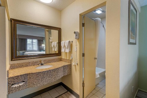 University Inn and Suites Eugene - image 16