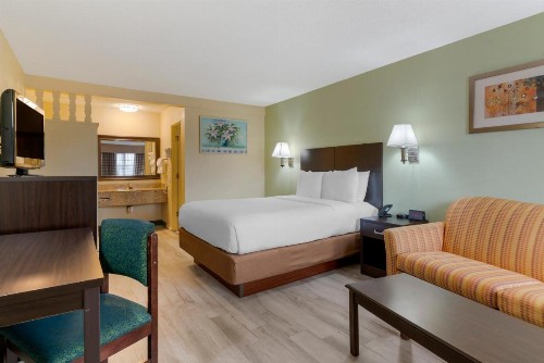 University Inn and Suites Eugene - image 18