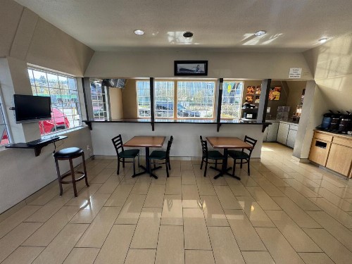 University Inn and Suites Eugene - image 28