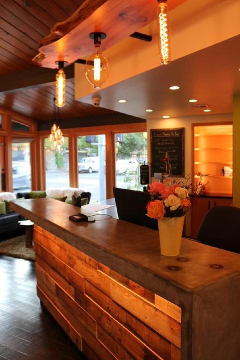 Timbers Motel - image 3