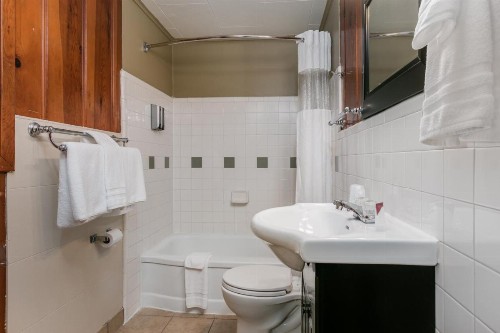 Courtesy Inn Downtown Eugene - image 17