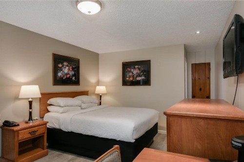 Courtesy Inn Downtown Eugene - image 32