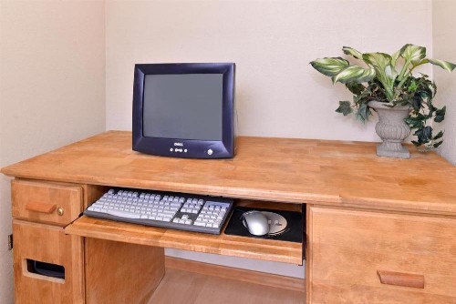 Americas Best Value Inn Eugene - image 16