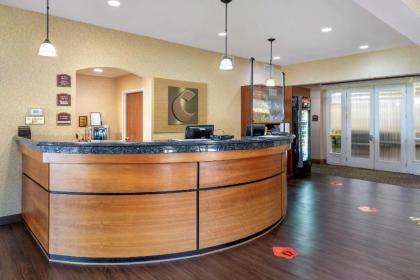 Comfort Suites Eugene - image 3