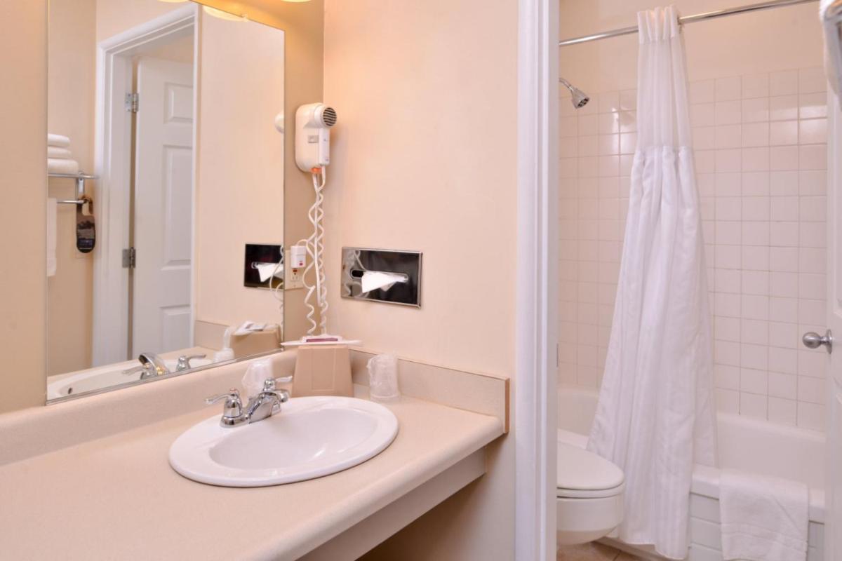 Campus Inn & Suites Eugene Downtown - image 3