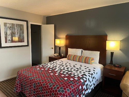 Travelers Inn Eugene University - image 5