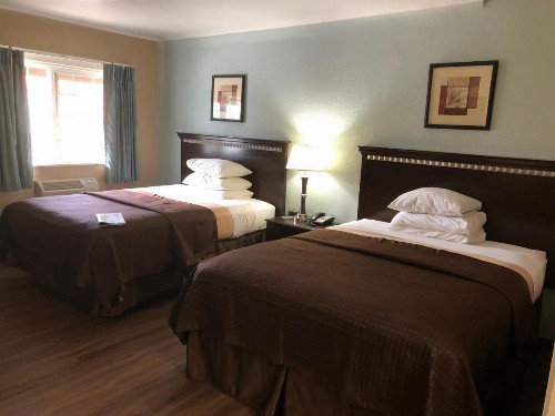 Value Inn Motel - image 12
