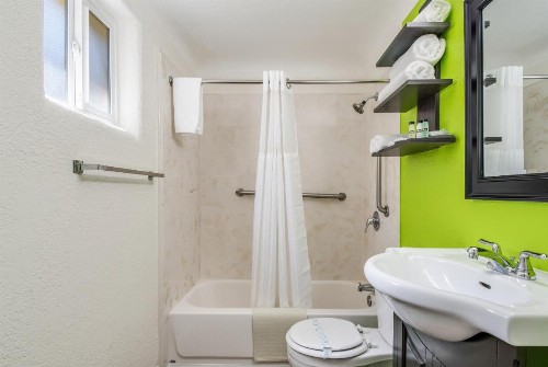 Signature Inn Eugene - image 30