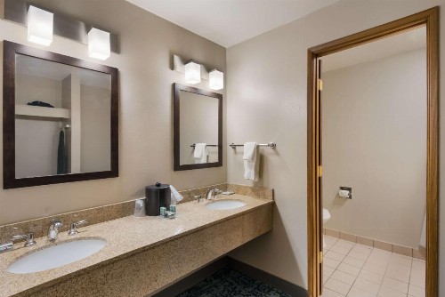 Best Western New Oregon Motel - image 32