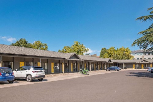 Best Western New Oregon Motel - image 35