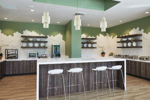 Hayward Inn - image 32