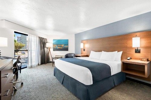Hayward Inn - image 7