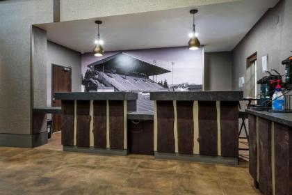 La Quinta by Wyndham Eugene - image 10