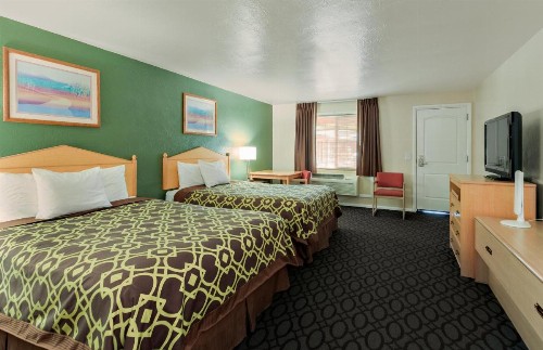 Downtown Inn - image 12