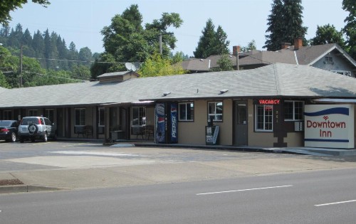 Downtown Inn - image 15