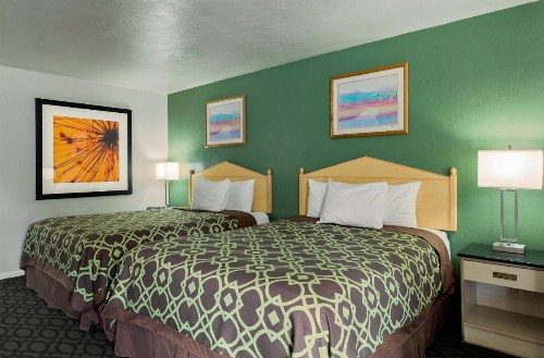 Downtown Inn - image 20