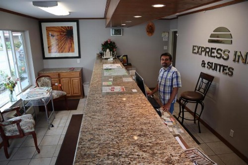 Express Inn & Suites Eugene - image 36