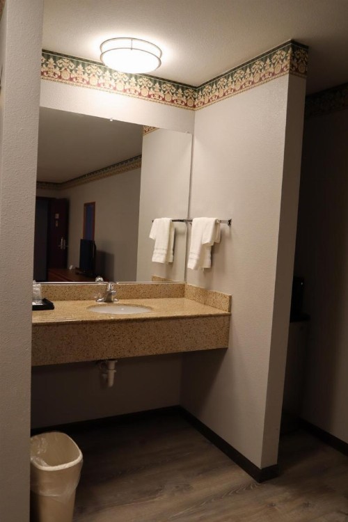 Express Inn & Suites Eugene - image 47