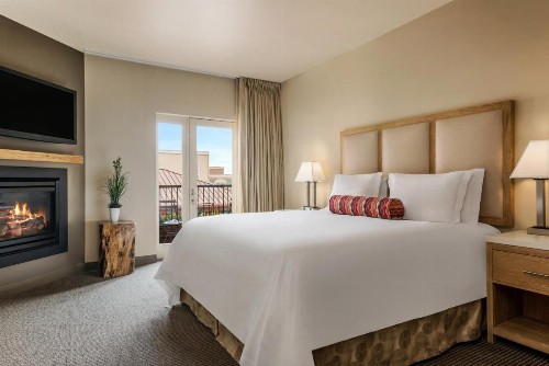 Inn at the 5th - image 11