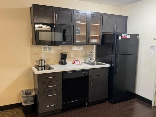 Candlewood Suites Eugene Springfield an IHG Hotel - image 13