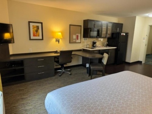 Candlewood Suites Eugene Springfield an IHG Hotel - image 14