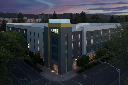 Home2 Suites by Hilton Eugene Downtown University Area - image 3