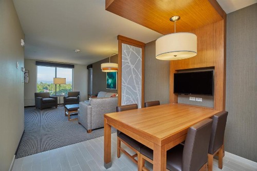 Hyatt Place Eugene/Oakway Center - image 1