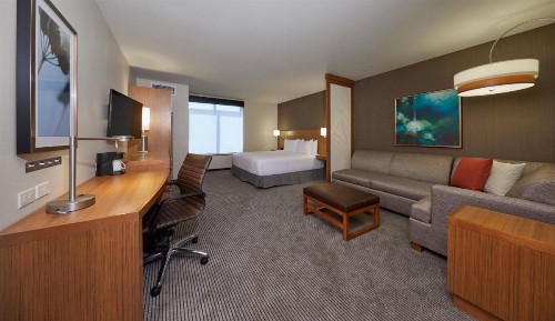 Hyatt Place Eugene/Oakway Center - image 32