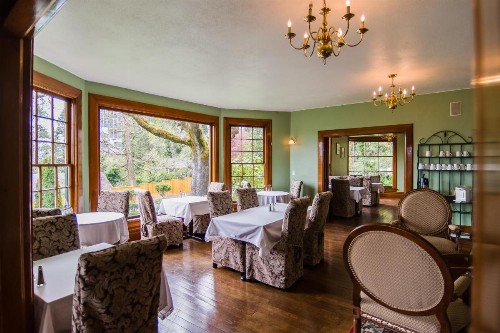 The Campbell House Inn - image 6
