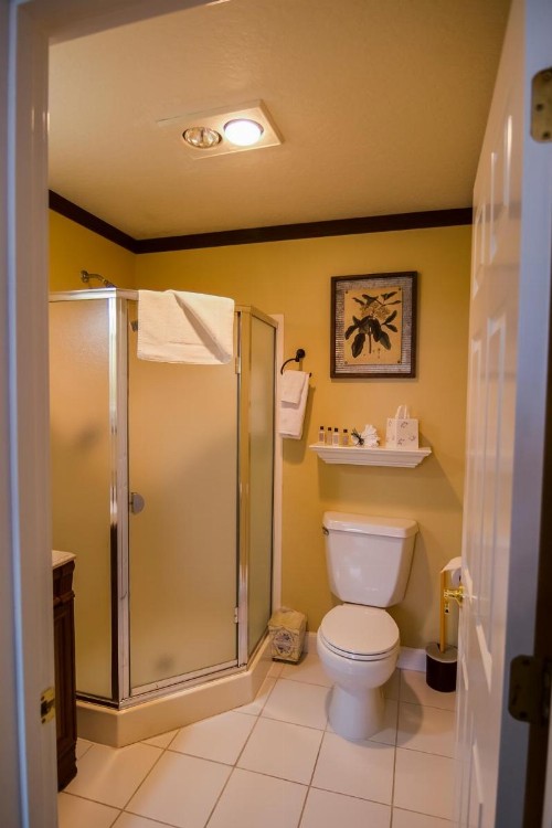 The Campbell House Inn - image 9