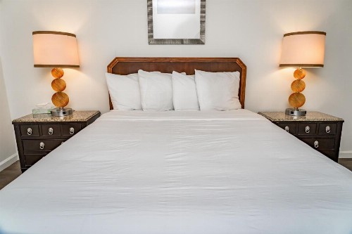 Traveler's Inn & Lodge - image 29