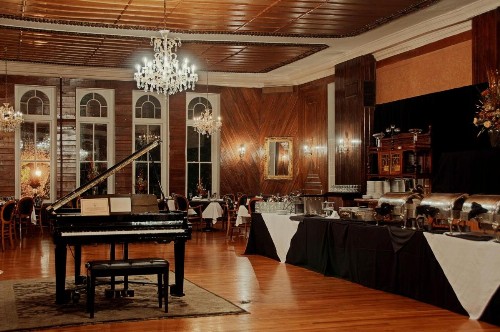 1886 Crescent Hotel and Spa - image 4