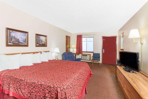 Days Inn by Wyndham Eureka Springs - image 6