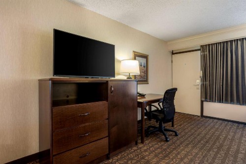 Best Western Inn of the Ozarks - image 23