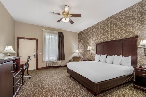 Quality Inn Eureka Springs South - image 24