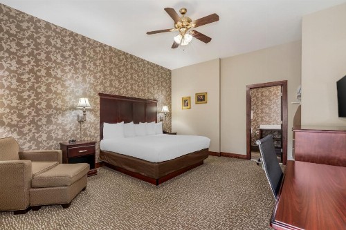 Quality Inn Eureka Springs South - image 25