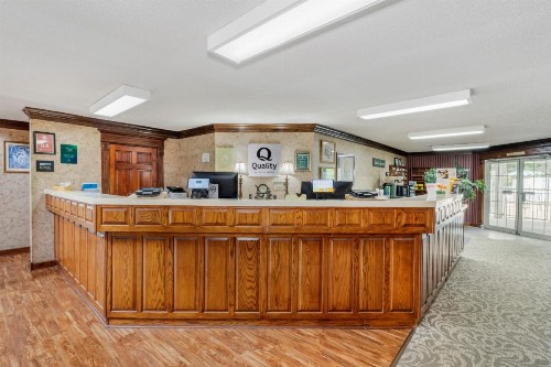 Quality Inn Eureka Springs South - image 32