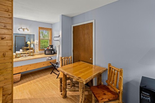 The Lookout Lodge - image 12