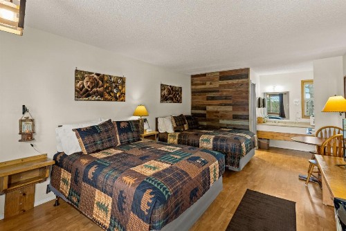 The Lookout Lodge - image 25